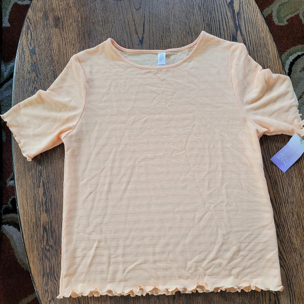 Stars Above Orange Ruffled Hem Cozy T-shirt Size Women's Medium NEW with Tag - Picture 5 of 10
